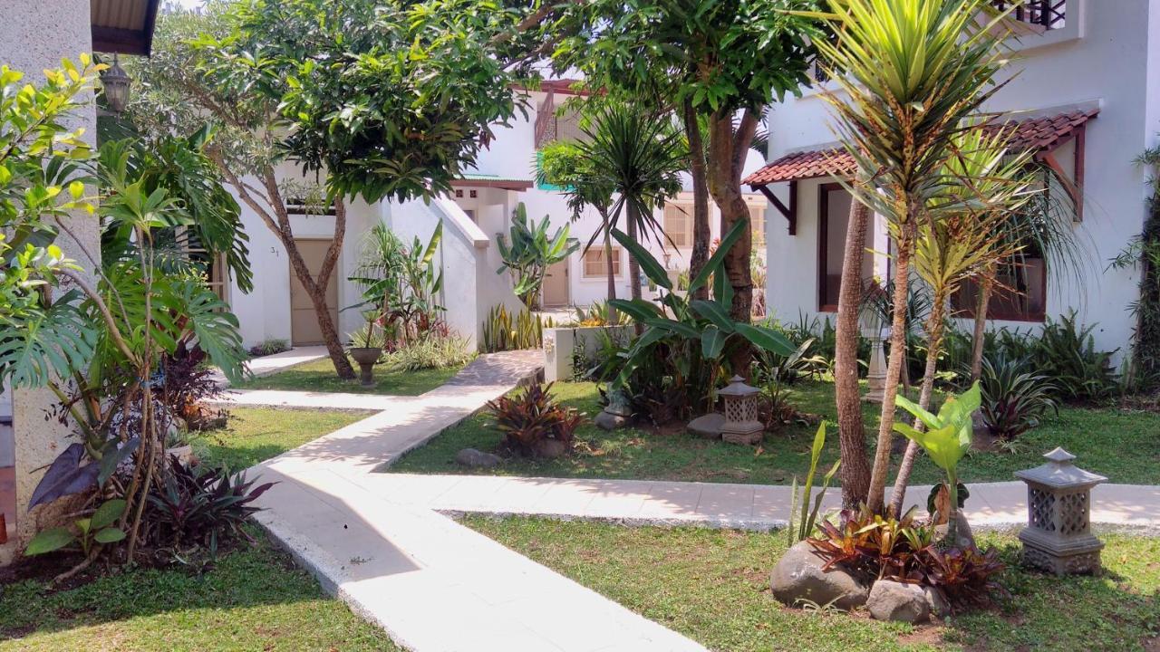 Family Hotel Gradia 1 Batu  Exterior photo